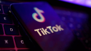 Former Activision Chief Bobby Kotick Weighs Bid for TikTok Amid US Ban Threat