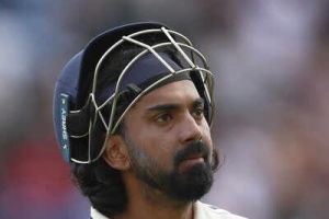 KL Rahul Puts India First: Star Batsman Prioritizes England Tests Amidst Paternity