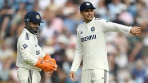 Nasser Hussain: Shubman Gill's Captaincy Lacks Kohli, Sharma's Aura; India Needs All-Rounder to Fix Batting Woes