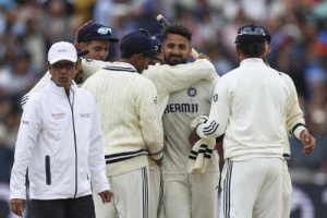 English Cricket Fan's Viral Chant Honors Indian Pacer Akash Deep After Edgbaston Triumph