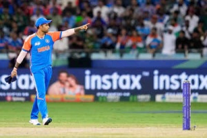 Shoaib Akhtar Blasts 