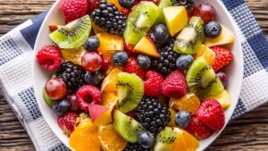 Can This Common Food Help Protect Your Lungs From Air Pollution? New Study Reveals Promising Link
Alternatively:
Eat Your Way to Healthier Lungs? Study Links Fruit Consumption to Reduced Impact of Air Pollution, Especially in Women