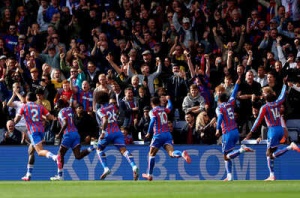 Dramatic Premier League Saturday Sees Liverpool Stunned, Chelsea & Man Utd Crumble as Man City Cruise