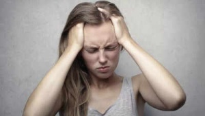 Hydration Headache Relief: Science-Backed Ways Water Can Ease Pain
hoặc
Water for Headaches: Can Staying Hydrated Really Make a Difference? Science Explains
hoặc
Headache Hack: How Drinking More Water Can Reduce Pain, Frequency, and Duration