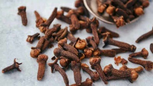 Single Clove a Day Keeps the Cardiologist Away? How This Spice May Boost Heart Health and Lower Cholesterol