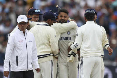 Akash Deep celebrated victory with teammates after the test match at Edgbaston