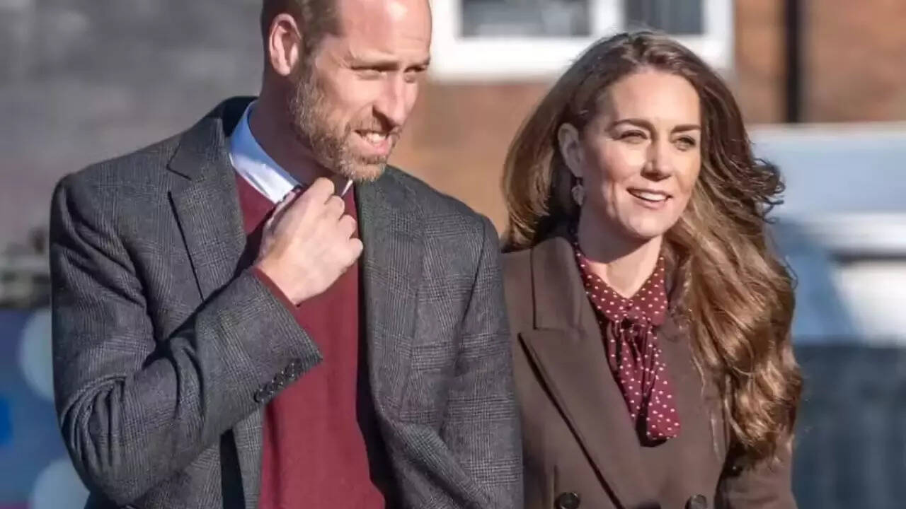 Kate Middleton and Prince William leaving Westminster Abbey